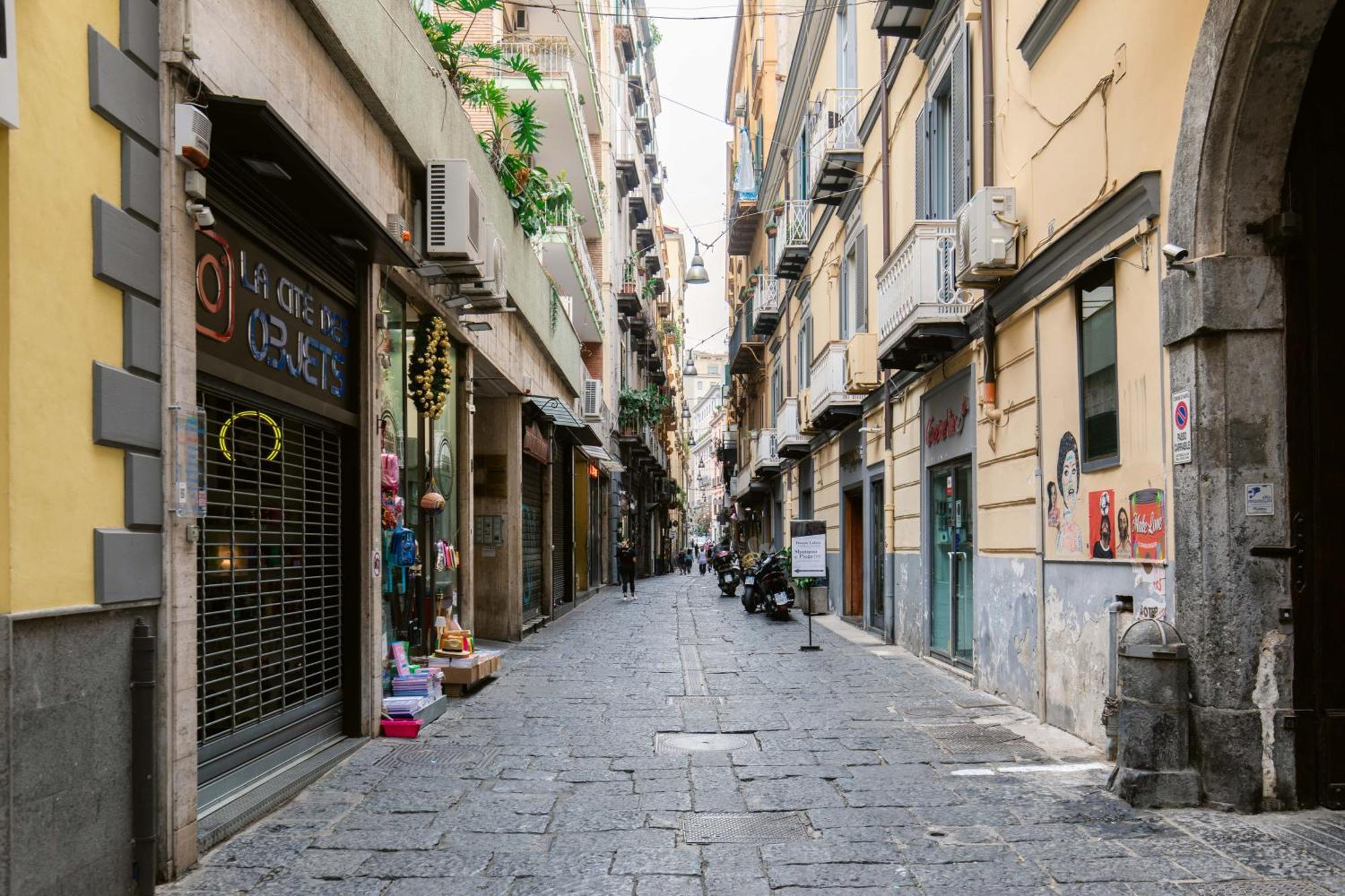Calaba Chiaia Apartment Naples Exterior photo